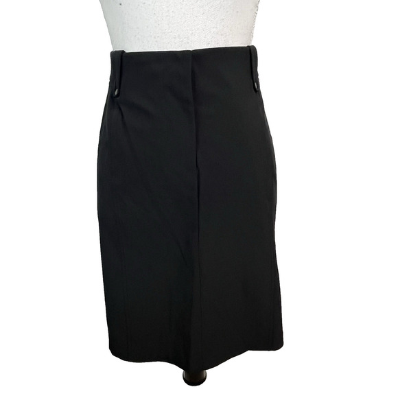 Zenergy by Chico's Skirt size 10 12 2 Black Straight Knee Fitness Sports Outdoor - Picture 1 of 9
